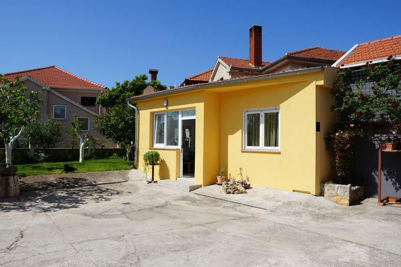 Апартаменты Apartman Cro Garden Задар Экстерьер фото